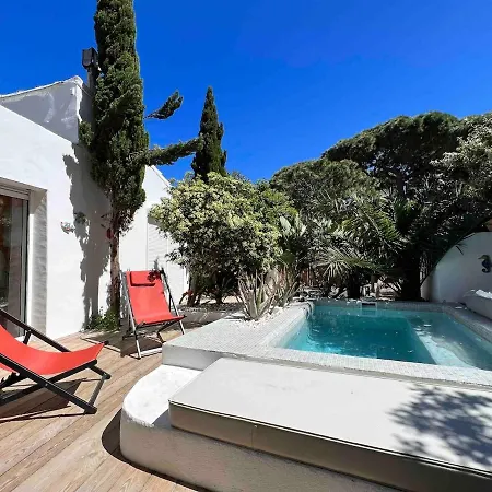 La Capte 4-6 Person With Garden And Pool * イエール